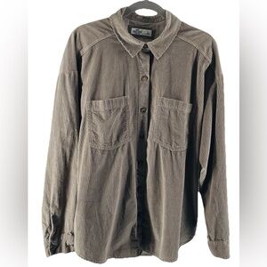 Hollister Men's Corduroy Button Down Shirt Jacket
Large Tan Shacket Pockets